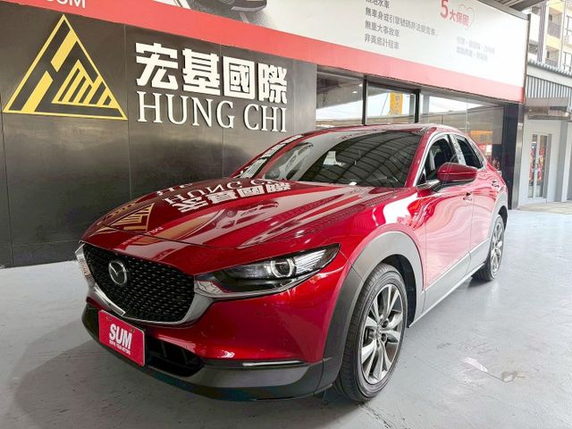 旗艦進化型 感應雨刷/換檔撥片/免鑰/360環景/盲點偵測/ACC/抬顯/電動座椅/電動尾門/主動轉向頭燈/bose音響  第1張相片