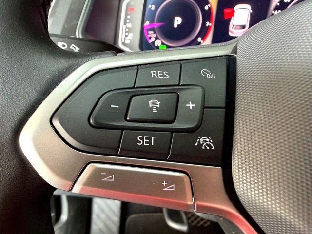 Tiguan 280 TSI Life 換檔撥片/感應雨刷/免KEY/360環景/恆溫空調/電動座椅/感應頭燈/電動尾門  第9張相片