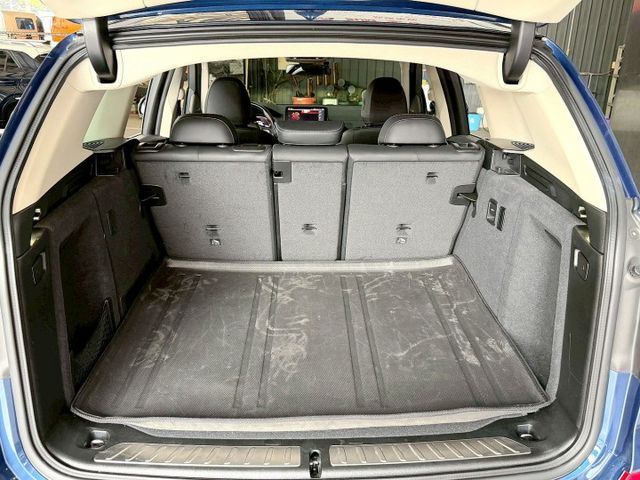 2019 BMW X3 20I 換檔撥片/感應雨刷/免KEY/360環景/盲點偵測/ACC/HK音響/電動座椅/電動尾門  第3張相片