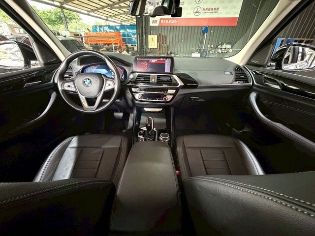 2019 BMW X3 20I 換檔撥片/感應雨刷/免KEY/360環景/盲點偵測/ACC/HK音響/電動座椅/電動尾門  第5張相片