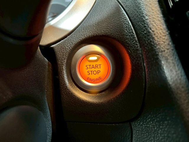 定速/感應式雨刷/倒車顯影/免KEY/恆溫空調/光感應頭燈/藍牙/雙前電熱椅  第10張相片