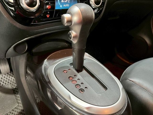 定速/感應式雨刷/倒車顯影/免KEY/恆溫空調/光感應頭燈/藍牙/雙前電熱椅  第12張相片