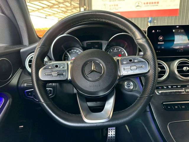 2020 M-Benz GLC Coupe GLC300 4MATIC  第8張相片