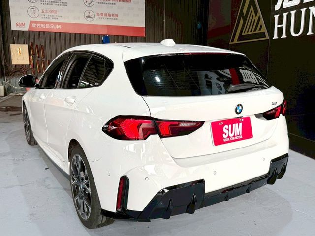 120 M Sport 360環景/免KEY/盲點偵測/ACC/抬顯/電動座椅/主動轉向頭燈/電動尾門/空力套件  第2張相片