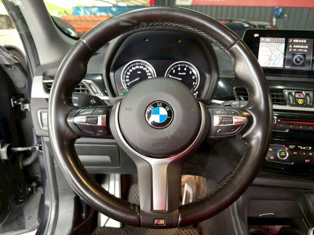 X1 sDrive18i領航版 定速/倒車顯影/感應雨刷/恆溫空調/免KEY/感應頭燈/電動尾門/抬顯/電動座椅  第8張相片