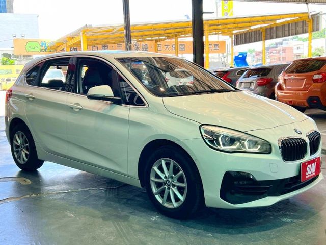 2018 218i Active Tourer✅都會 MPV，外型時尚✅1.5渦輪引擎，省油順暢✅寬敞空間＋德系質感內裝  第2張相片