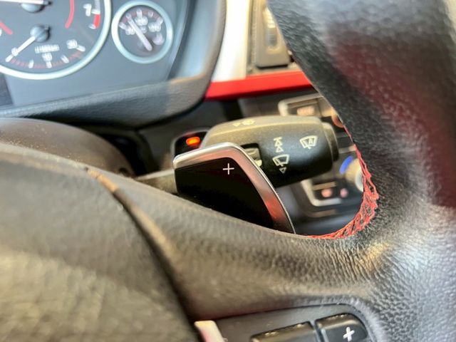 2012 BMW 320i Sport✅德系運動房車，外型俐落有型✅後驅設定，操控靈活穩定  第9張相片