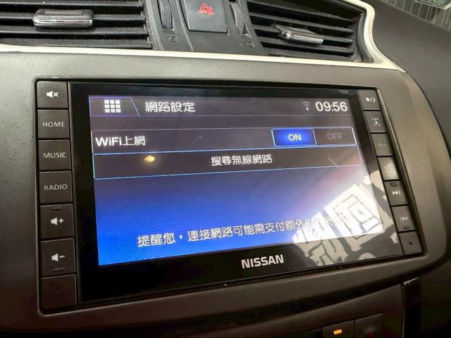 2016 Nissan Sentra 1.8 豪華環景版  第13張相片