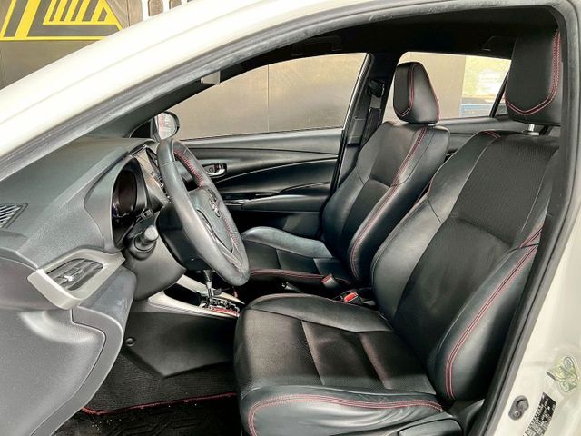 2018 TOYOTA Yaris S版 ✅ 小巧掀背好開好停 ✅ 省油耐用、保養簡單 ✅ S 配備實用，通勤代步首選  第5張相片