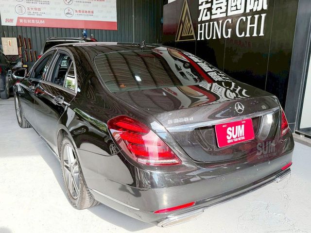 S350d L尊爵版 感應雨刷/感應頭燈/換檔撥片/免KEY/環景影像/ACC跟車/主動轉向頭燈/電動尾門/後座電動調整  第2張相片