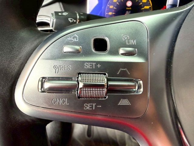S350d L尊爵版 感應雨刷/感應頭燈/換檔撥片/免KEY/環景影像/ACC跟車/主動轉向頭燈/電動尾門/後座電動調整  第9張相片