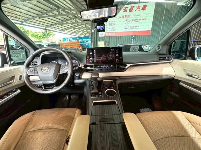 油電鉑金版 感應雨刷/360環景/免KEY/盲點偵測/ACC/恆溫空調/電動座椅/感應頭燈/電動滑門/電動尾門/天窗  第5張相片