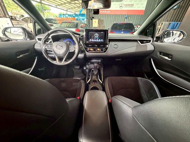 旗艦版 換檔撥片/倒車顯影/免KEY/盲點偵測/ACC/恆溫空調/電動座椅/感應頭燈/CarPlay  第4張相片