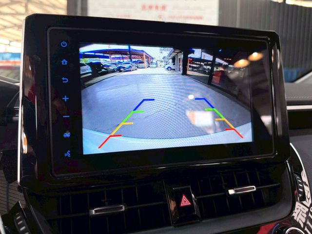 旗艦版 換檔撥片/倒車顯影/免KEY/盲點偵測/ACC/恆溫空調/電動座椅/感應頭燈/CarPlay  第15張相片