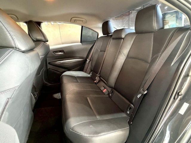 油電尊爵版 倒車顯影/免KEY/盲點偵測/ACC跟車/恆溫空調/感應頭燈/胎壓監控  第5張相片