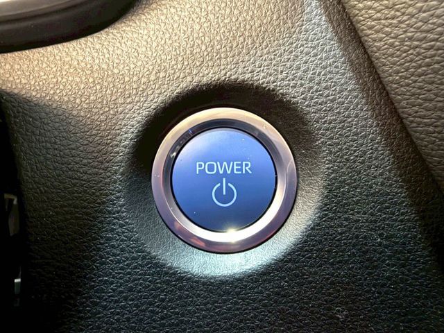 油電尊爵版 倒車顯影/免KEY/盲點偵測/ACC跟車/恆溫空調/感應頭燈/胎壓監控  第9張相片