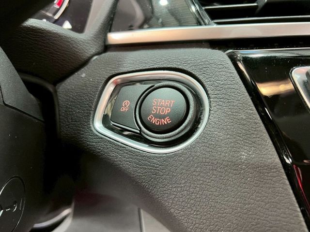 sDrive18i 定速/感應雨刷/倒車顯影/免KEY/恆溫空調/電動座椅/感應頭燈/電動尾門/抬頭顯示器  第11張相片