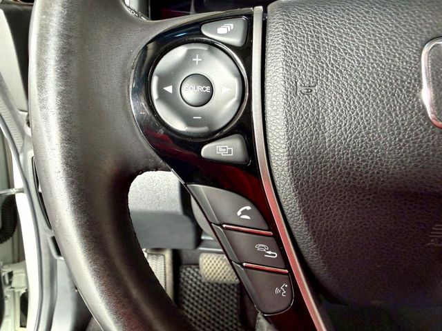 Odyssey 2.4 Apex 定速/換檔撥片/360環景/盲點偵測/恆溫空調/電動座椅/感應頭燈/天窗/電動滑門  第9張相片