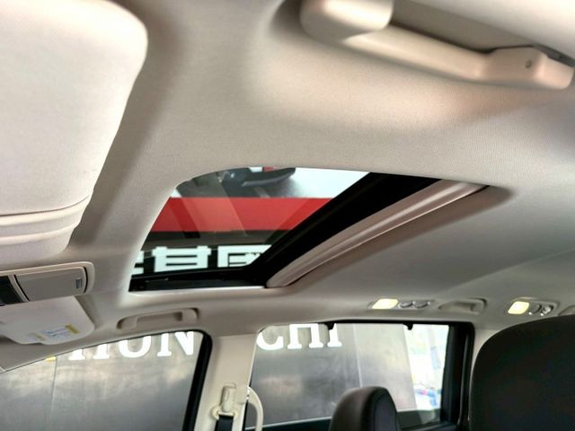 Odyssey 2.4 Apex 定速/換檔撥片/360環景/盲點偵測/恆溫空調/電動座椅/感應頭燈/天窗/電動滑門  第15張相片