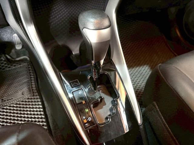 代步首選  2018 Toyota Vios 1.5經典 原鈑件 里程僅跑2萬公里  第8張相片