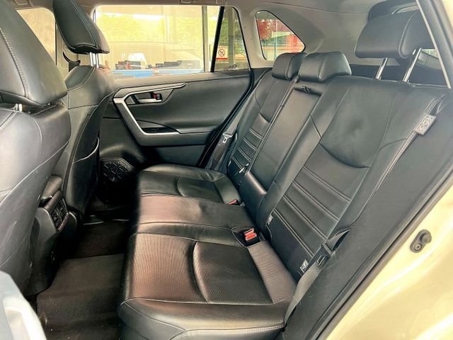 2019 Toyota RAV4 2.5 Hybrid旗艦4WD  第7張相片