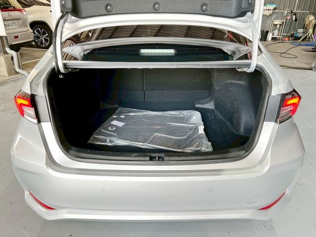 2023 Toyota Corolla Altis 1.8 Hybrid尊爵  第3張相片