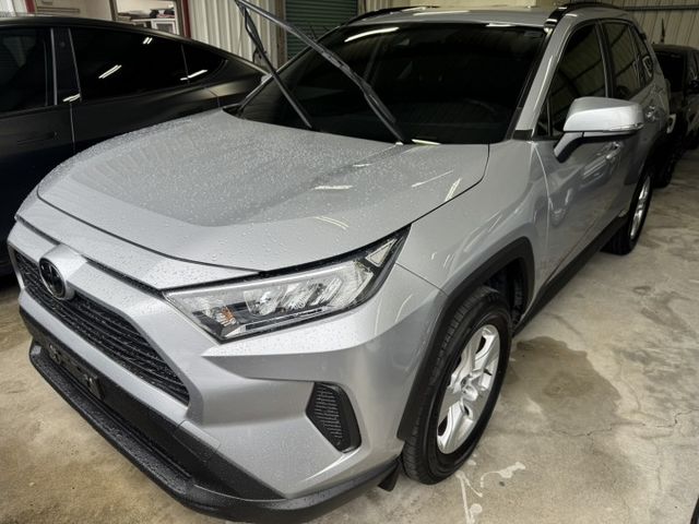 2021 TOYOTA 豐田 RAV4  第2張相片