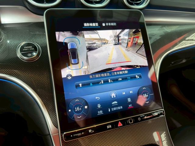 2022 M-Benz C-Class Estate C200運動版  第15張相片