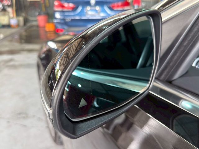 2022 M-Benz C-Class Estate C200運動版  第16張相片
