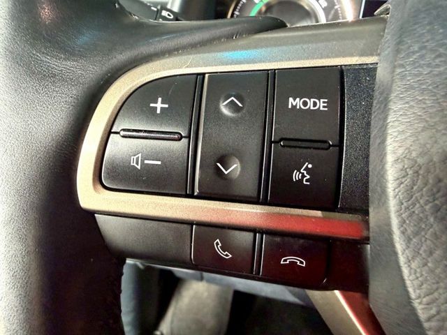 2023 Lexus LM 300h七人座  第10張相片