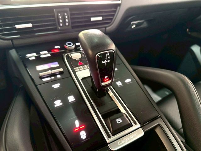 2021 Porsche Cayenne Coupe V6  第13張相片