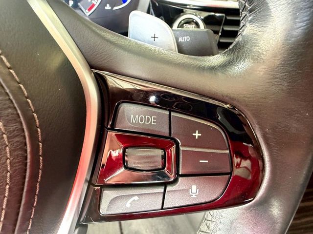 2017 BMW 5-Series Sedan 520i Luxury (G30)  第10張相片