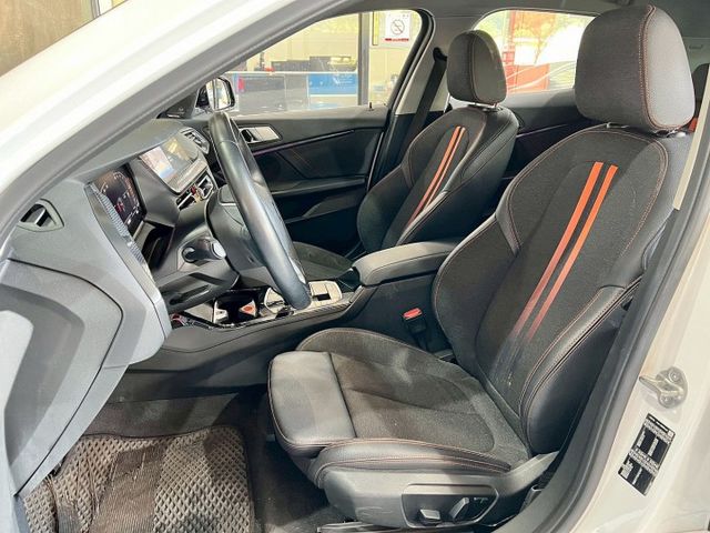 2021 BMW 1-Series 118i Edition Sport  第5張相片