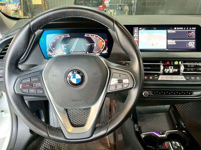 2021 BMW 1-Series 118i Edition Sport  第7張相片