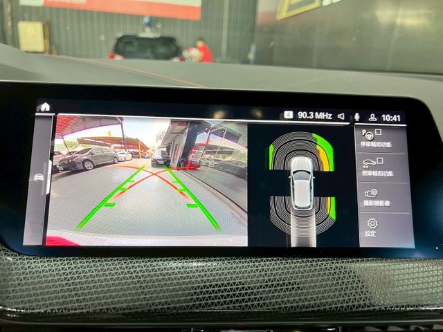 2021 BMW 1-Series 118i Edition Sport  第14張相片