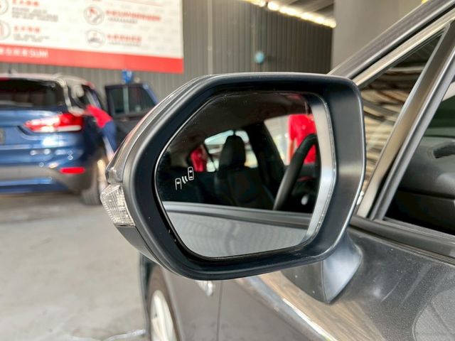 2023 Toyota Corolla Altis 1.8 Hybrid尊爵  第15張相片