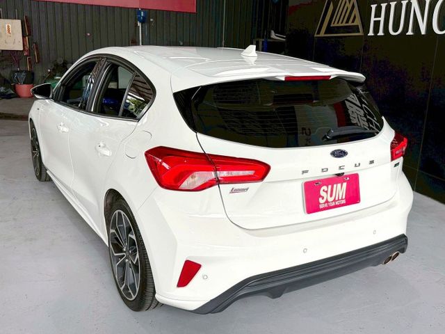 2022 Ford Focus 5D ST-Line Lommel X  第2張相片