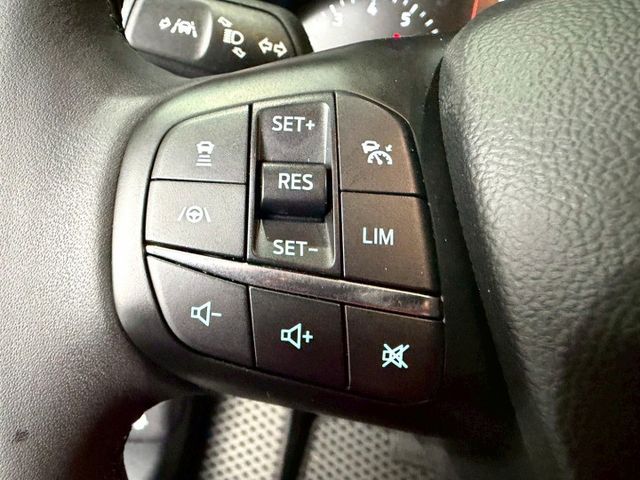 2022 Ford Focus Active EcoBoost 182任性版  第8張相片