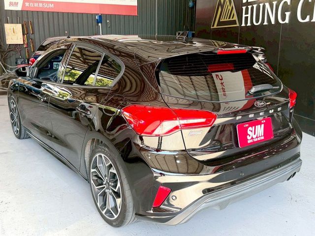 2020 Ford Focus 5D ST-Line Lommel  第2張相片