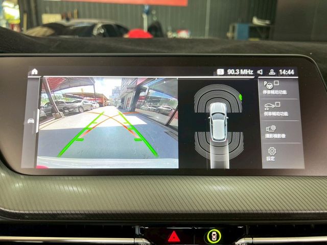2023 BMW 1-Series 118i Edition M  第15張相片