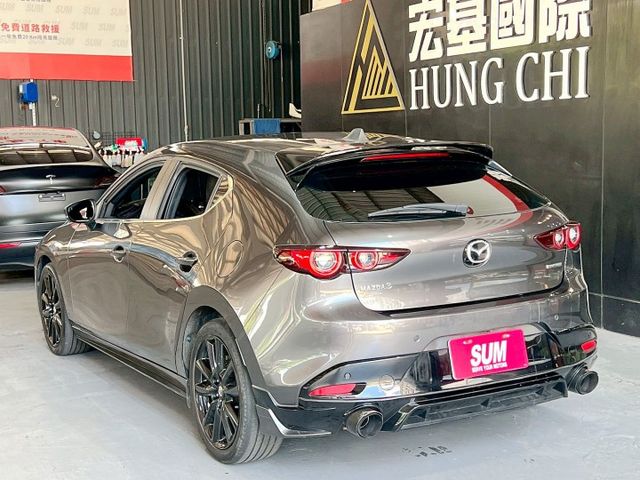 2023 Mazda 3 5D 20S Carbon Edition  第2張相片