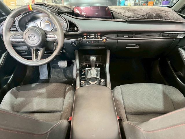 2023 Mazda 3 5D 20S Carbon Edition  第4張相片