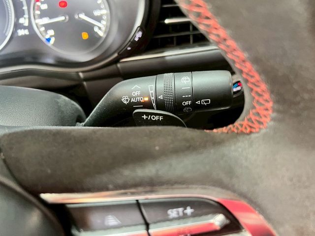2023 Mazda 3 5D 20S Carbon Edition  第10張相片