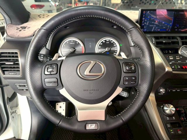 2019 Lexus NX 300 AWD F Sport  第8張相片