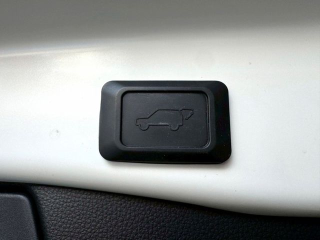 2020 Toyota RAV4 2.5 Hybrid旗艦  第4張相片