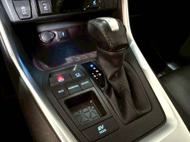 2020 Toyota RAV4 2.5 Hybrid旗艦  第11張相片