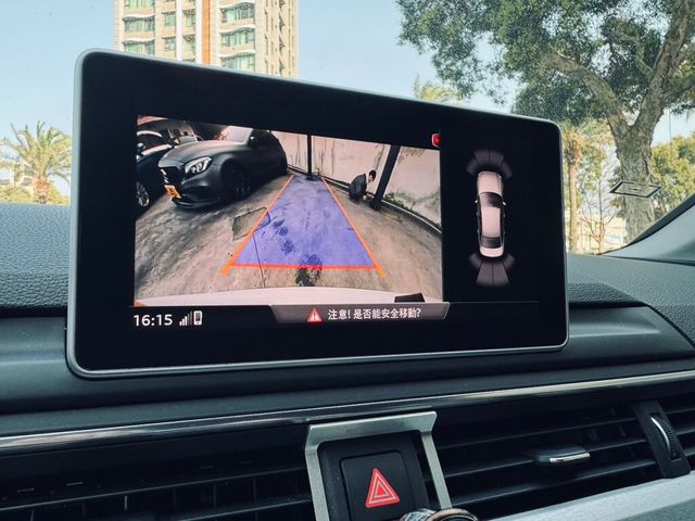 AUDI奧迪 A4  第13張相片