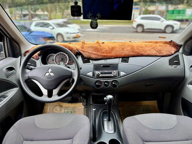 MITSUBISHI三菱 ZINGER  第10張相片