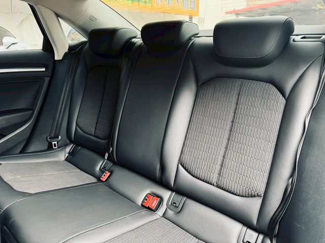 AUDI奧迪 A3 SEDAN  第11張相片