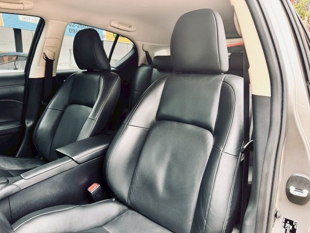 LEXUS凌志 CT200H  第10張相片